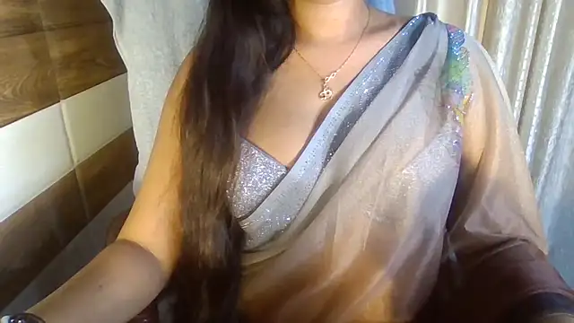 Chat XXX ao vivo de Yashika_Loves