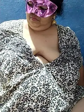 tamilthanushri 现场XXX聊天