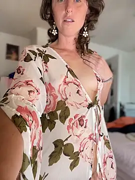 Chatroom XXX en direct de mossy_kiss