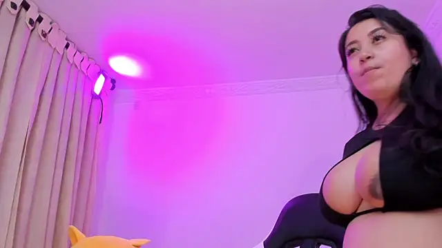 shanel_taylor élő XXX-chatje