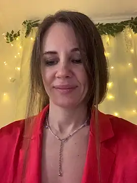 LucieMack élő XXX-chatje