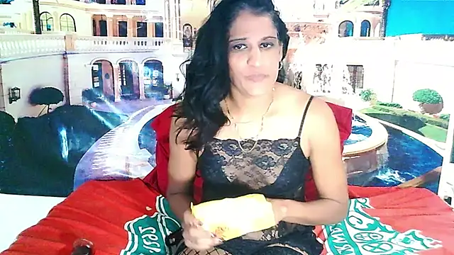 IndianSexcSmyle Live XXX-chat