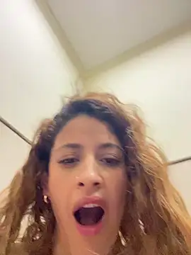 alana15 现场XXX聊天