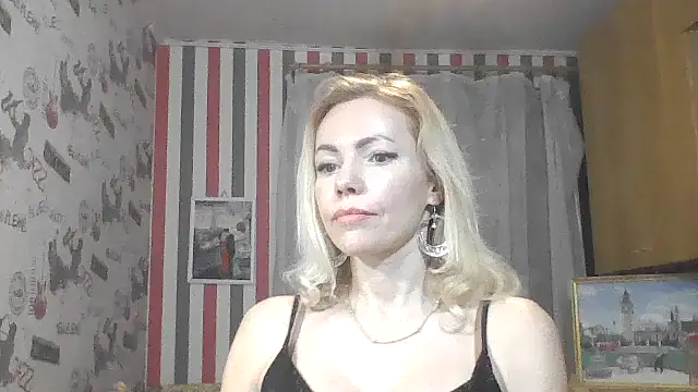 Amoretta Chat XXX in diretta