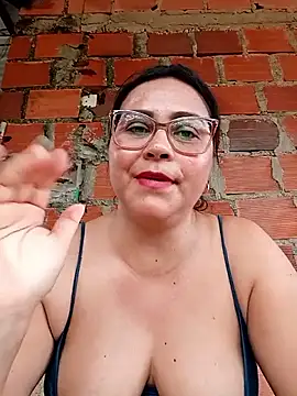 Chat XXX en directo de Dirty-Momm-Divorced-Hot