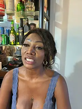 SUUKAMn Live XXX chat