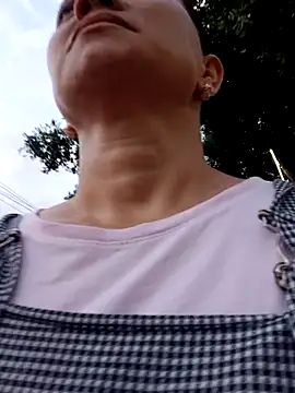 Amanda39 Live XXX-Chat