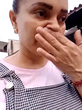 แชท XXX สดของ Amanda39