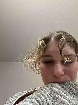 XXX chat uživo modela SassynNatty