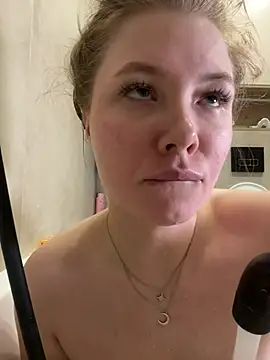 _Leya_: απευθείας συνομιλία ΧΧΧ