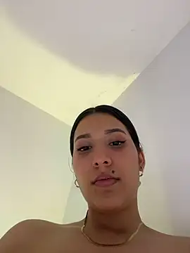 IsabellaJoness_n Live XXX chat