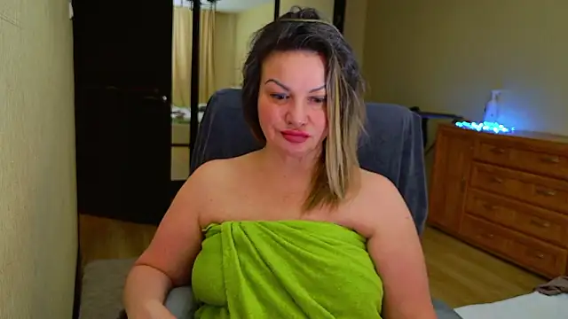 MishaMILF Live XXX-chat