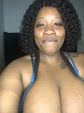 แชท XXX สดของ BigJugsCandyxx