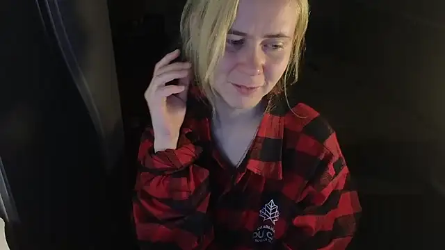 Riley_Roo লাইভ XXX চ্যাট