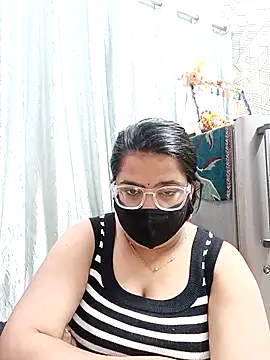 แชท XXX สดของ GangbangCouple