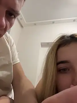 Show modela TiffanyCouture na web-kameri