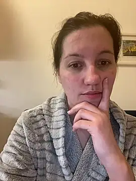 Show modela Nicole-Ray na web-kameri