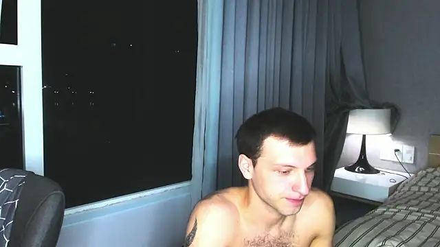 DarkRogue19 Show Webcam