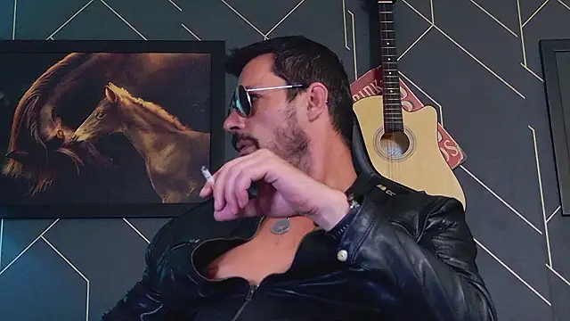 Chat +18 de ChrisKox ao vivo