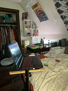 SuzyCatzz: απευθείας συνομιλία ΧΧΧ