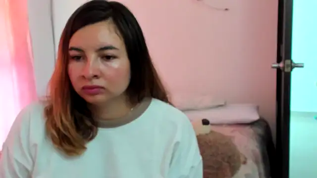 Chatroom XXX en direct de __Emma__11__Lecat_