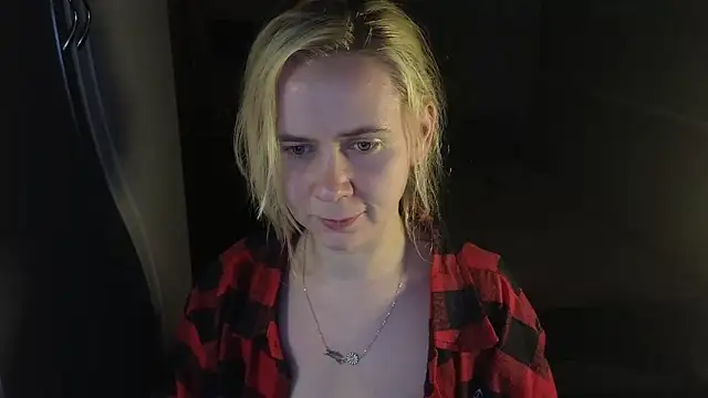 Riley_Roo Live XXX-Chat