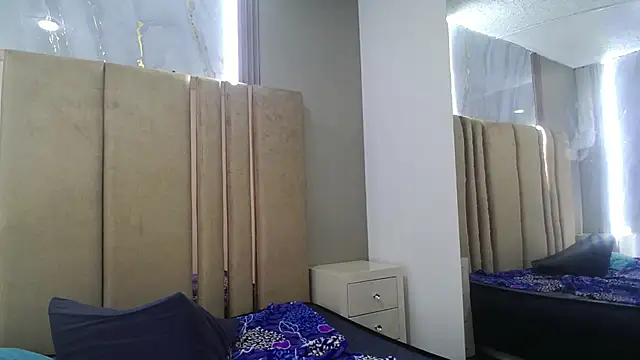 Chatroom XXX en direct de violet_angel13