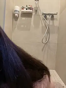 EllyNora Chat XXX live