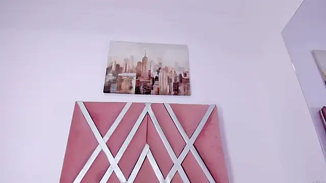 emilysejmet Adlı Modelin Canlı XXX Sohbeti