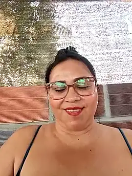 Dirty-Momm-Divorced-Hot Chat XXX in diretta