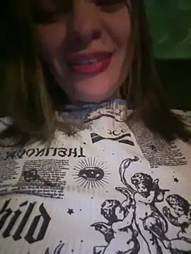 دردشة Zyrella الجنسية المباشرة