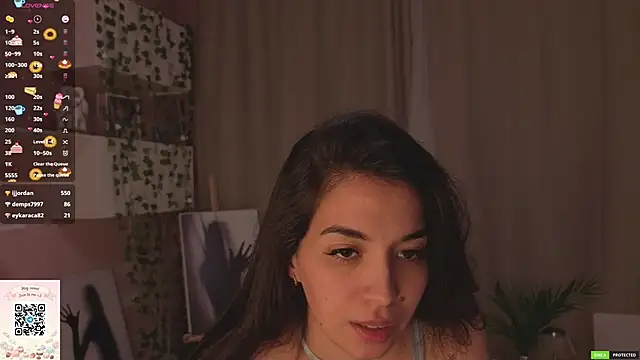 دردشة EmmyNoel الجنسية المباشرة