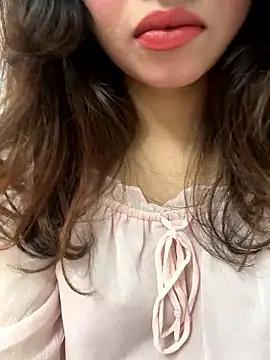 riya_sharma11's Live XXX Chat