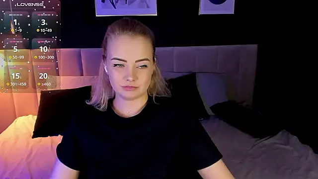 StephanieSweety Chat XXX live