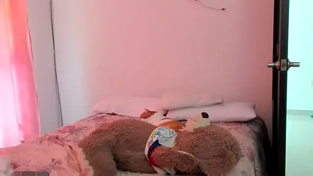 دردشة __Emma__11__Lecat_ الجنسية المباشرة