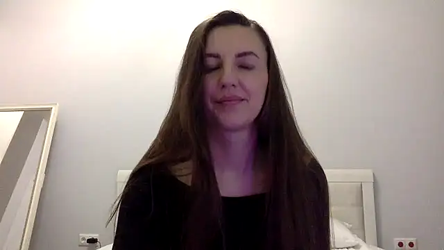 Melivorra Adlı Modelin Canlı XXX Sohbeti