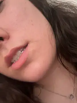 OliLinda 网络视讯表演