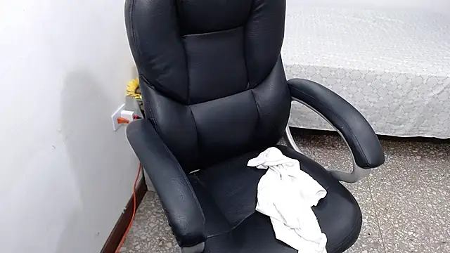 emiliaa_hot: διαδικτυακό σόου στην κάμερα