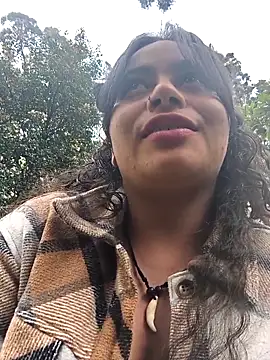 Yaya_watson Chat XXX in diretta