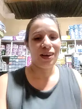 MIA-LARIOS Chat XXX in diretta