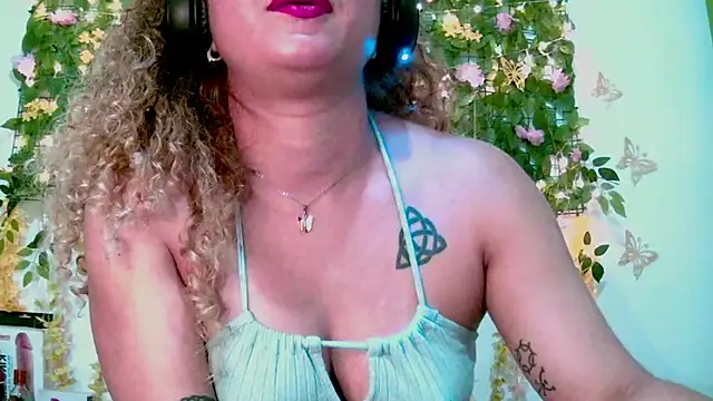 Crysrus Live XXX Chat