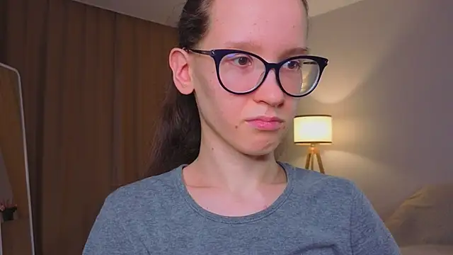 Chatroom XXX en direct de BettyBrowni