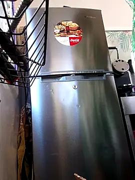 emiliemilf's Live XXX Chat