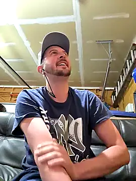 MrMechanic38: διαδικτυακό σόου στην κάμερα