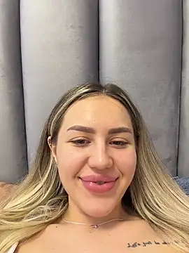 alisa_w 现场XXX聊天