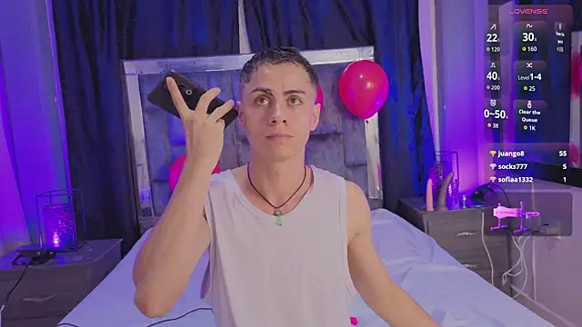 LeoMonnroen Webbikameraesitys