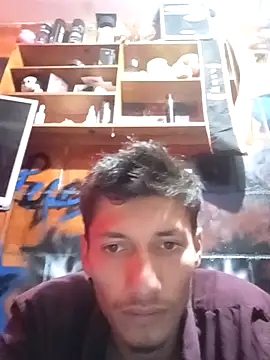 alexandercruz Adlı Modelin Canlı XXX Sohbeti