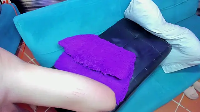 crazy_hard12's Live XXX Chat