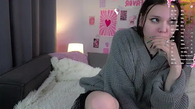 ManyMercuri live XXX chat