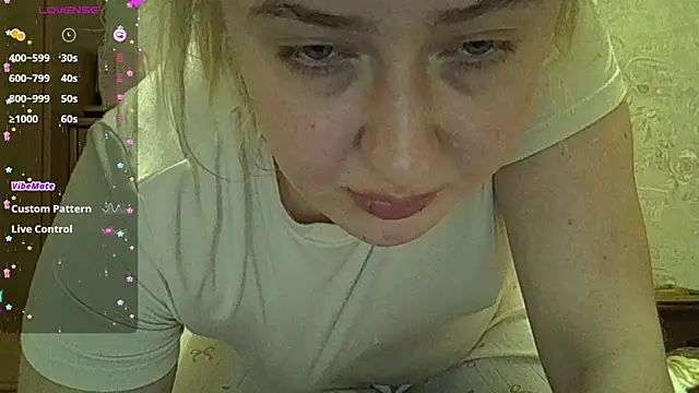 CurvyWild_Lady30 Adlı Modelin Canlı XXX Sohbeti